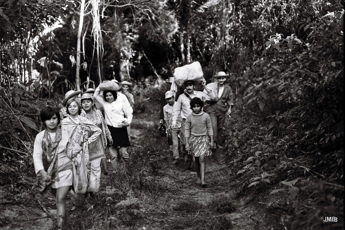 AÑO 1975 - BLANCO Y NEGRO - VIDA CAMPESINA EN PARAGUAY (JOSÉ MARÍA BLANCH)